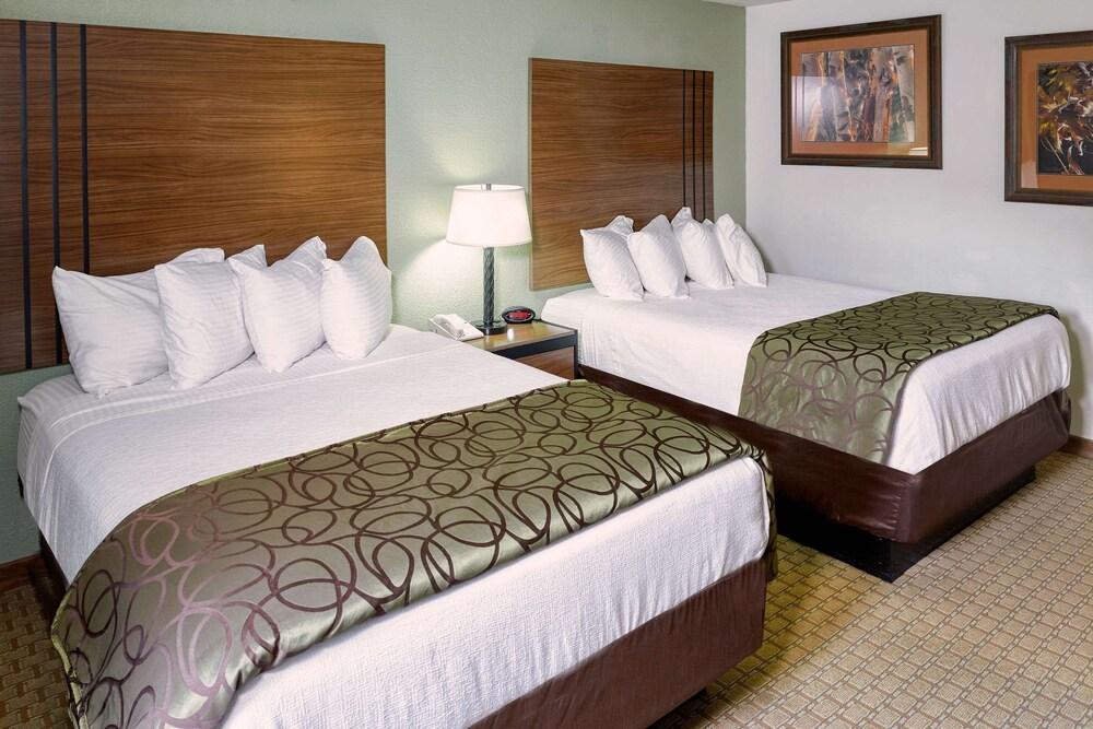 The Ridgeline Hotel At Yellowstone, Ascend Hotel Collection Gardiner Kültér fotó