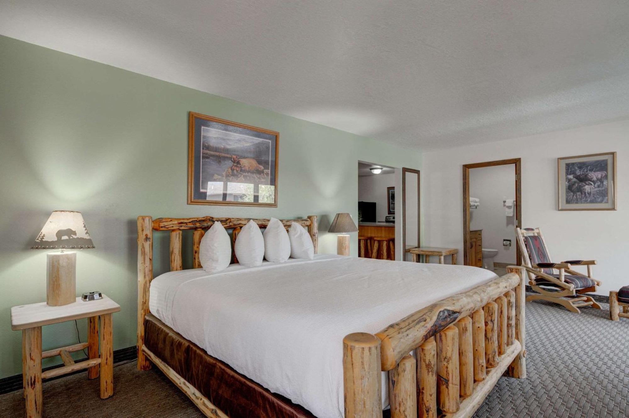 The Ridgeline Hotel At Yellowstone, Ascend Hotel Collection Gardiner Kültér fotó