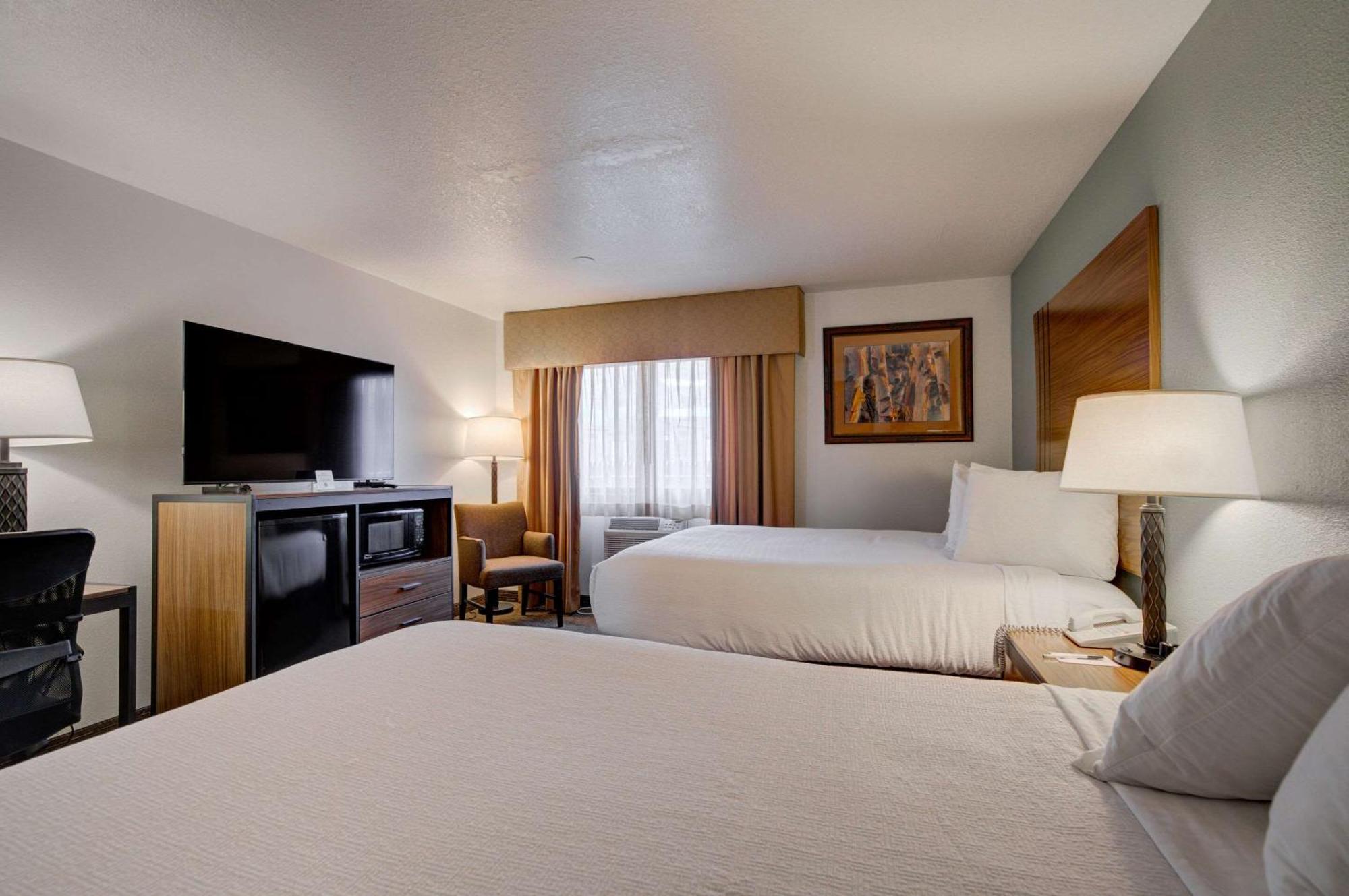 The Ridgeline Hotel At Yellowstone, Ascend Hotel Collection Gardiner Kültér fotó