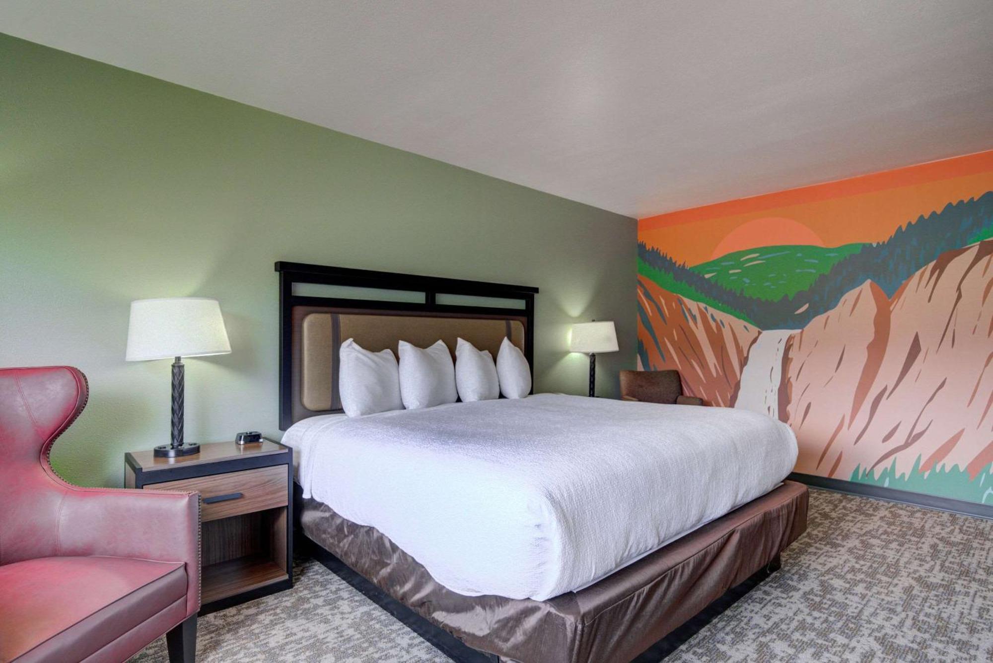 The Ridgeline Hotel At Yellowstone, Ascend Hotel Collection Gardiner Kültér fotó